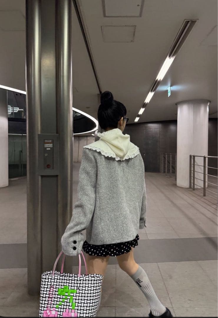 fekete ノーカラージャケット グレー