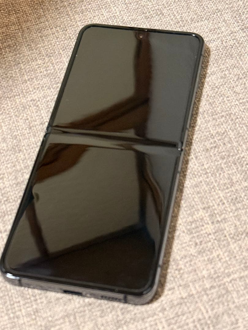 サムスン ギャラクシー Z フリップ4