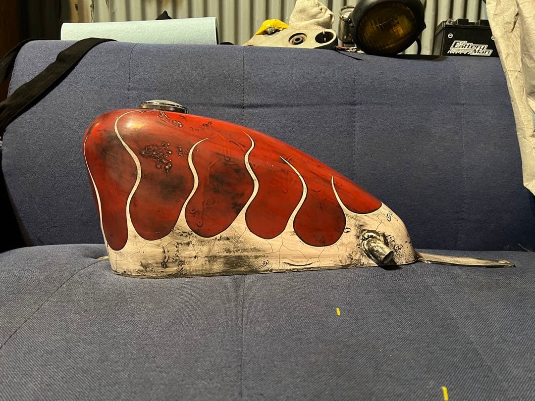 スンヒ。タンク、キャップ、コック付