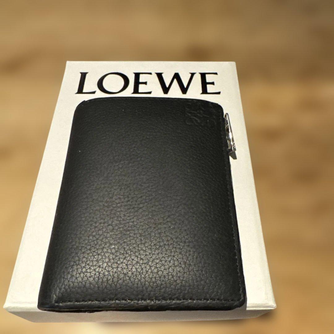 LOEWE ブラック 二つ折り財布