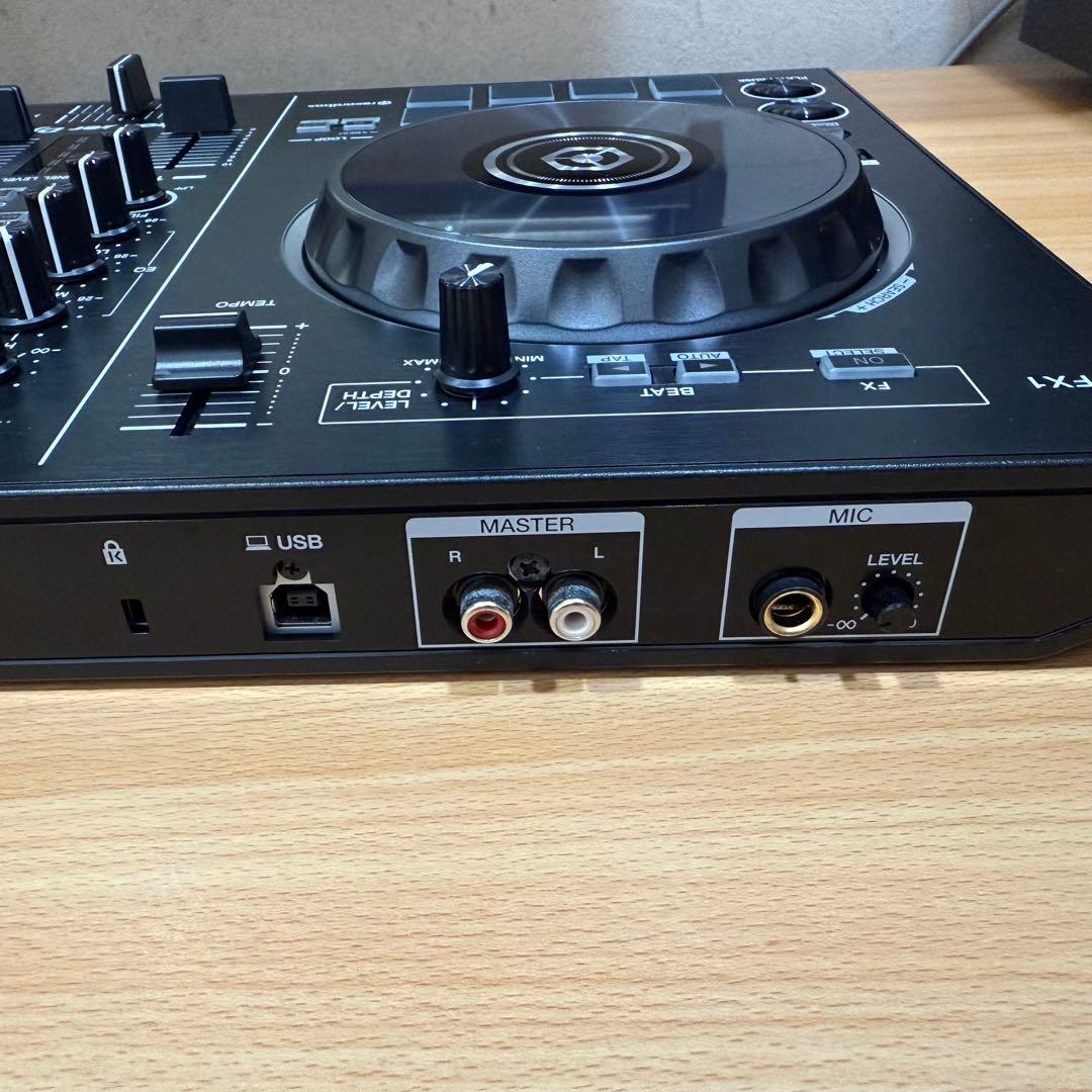 Pioneer DJ DDJ-RB コントローラー