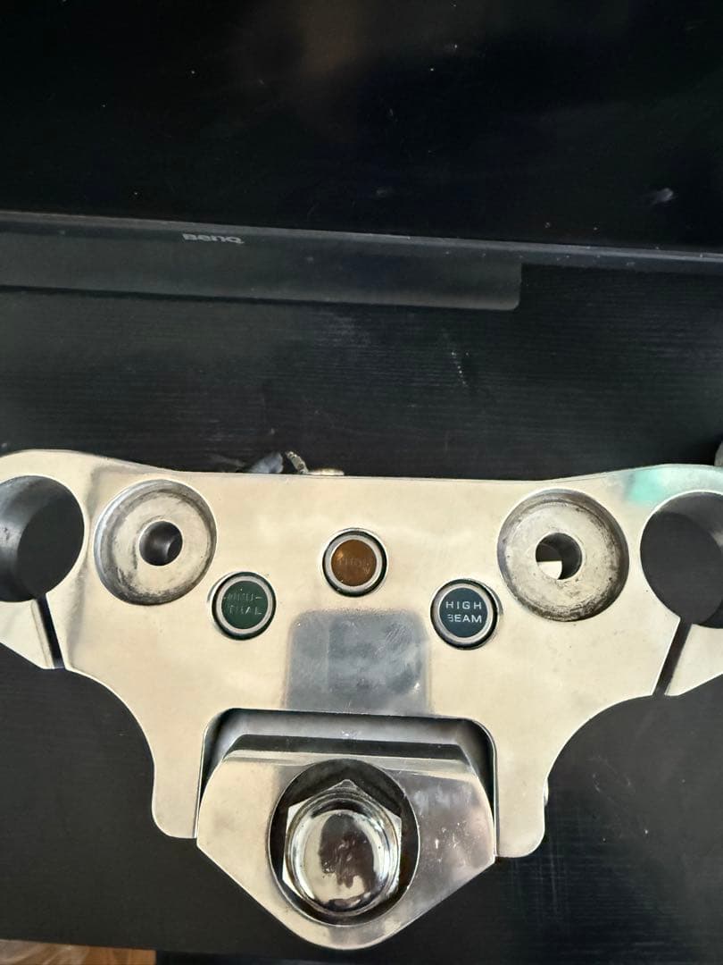 SR400 トリプルツリー 鏡面仕上げ