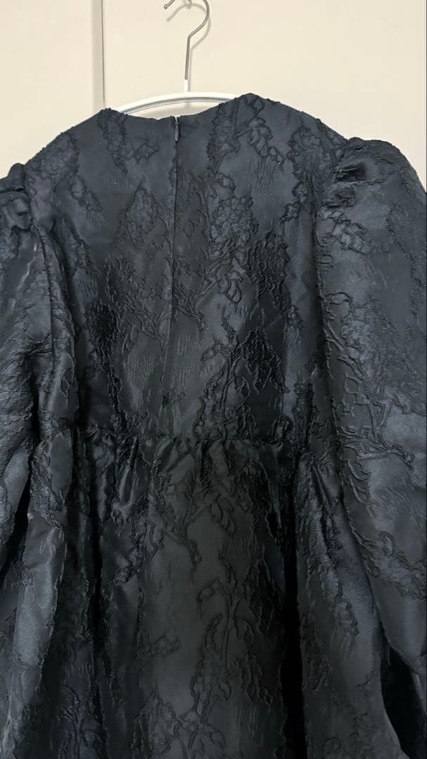 perna ジャガードボリュームブラウス ブラック