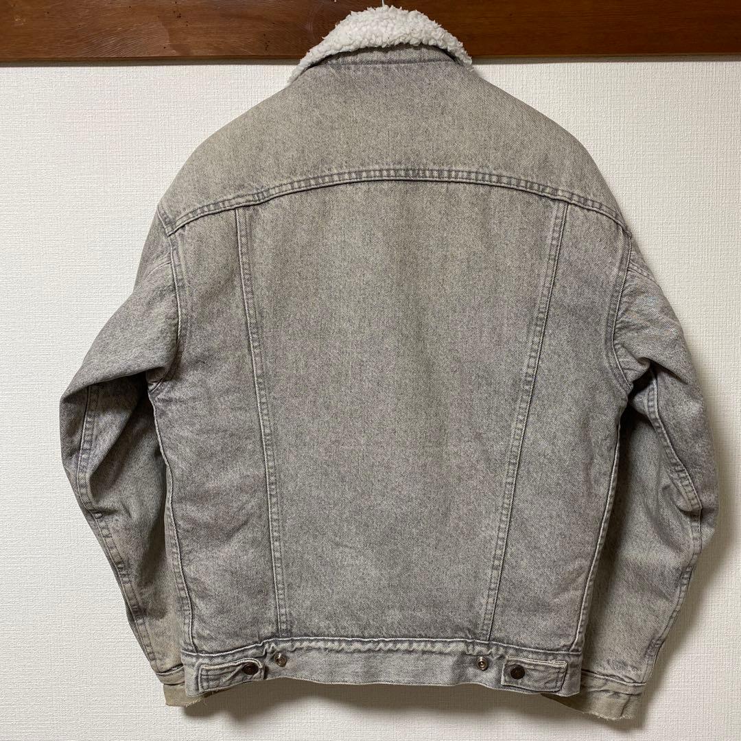 Vintage Levi’s gray boa jacket