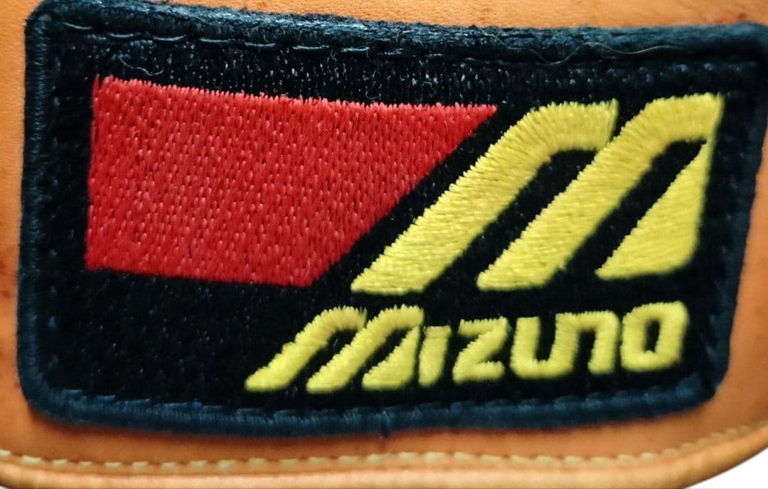 ミズノ　ワールドウィン　硬式　グローブ　内野手