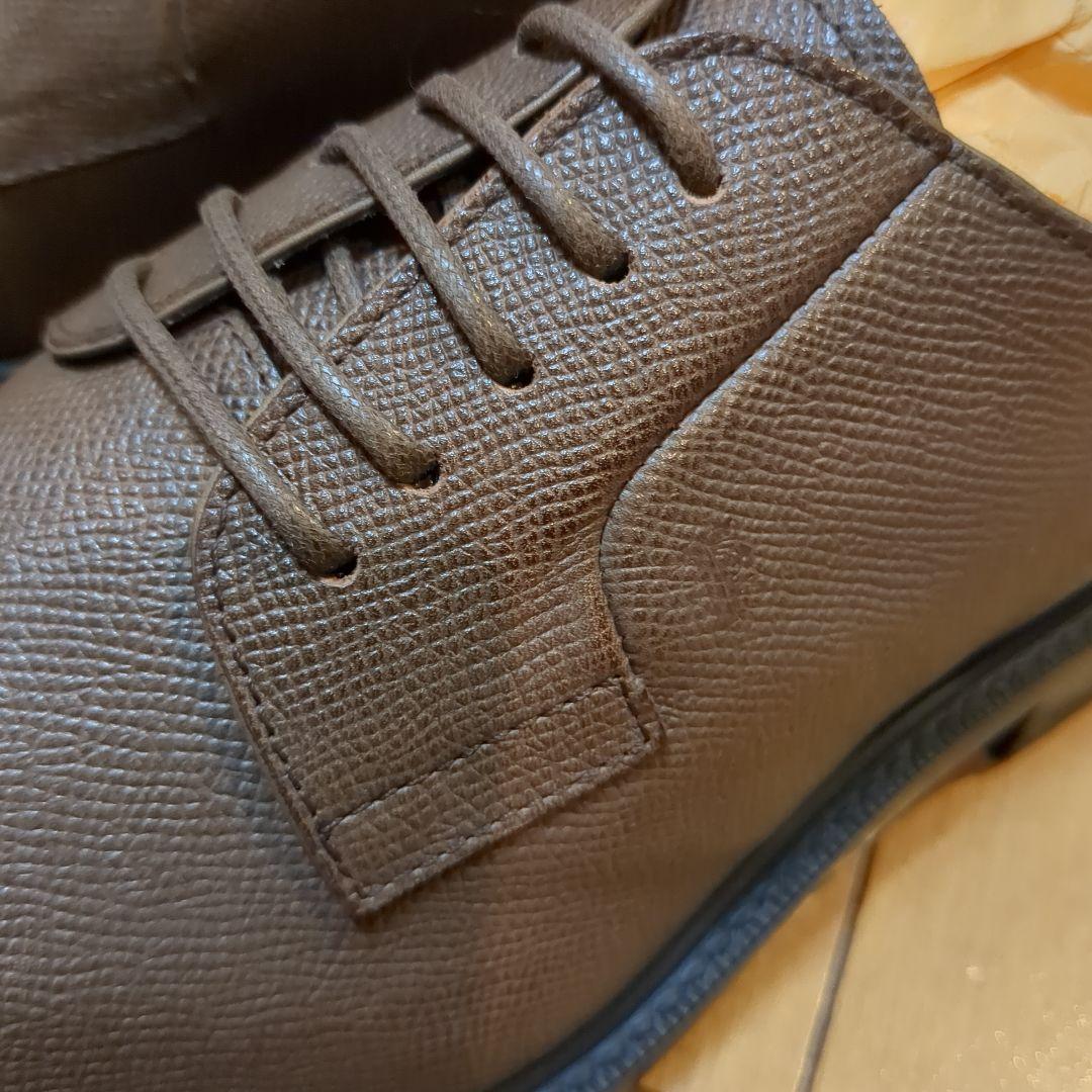 大幅値下げ。未使用TOD'S ビジネス サイズ8ハーフ定価12万