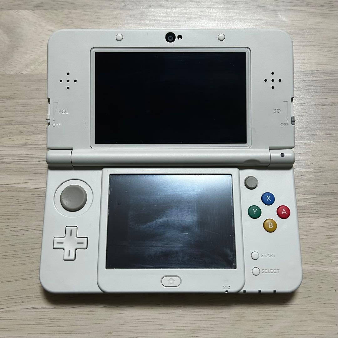 Newニンテンドー3DS本体 ディズニーマジックキャッスル2 同梱パック