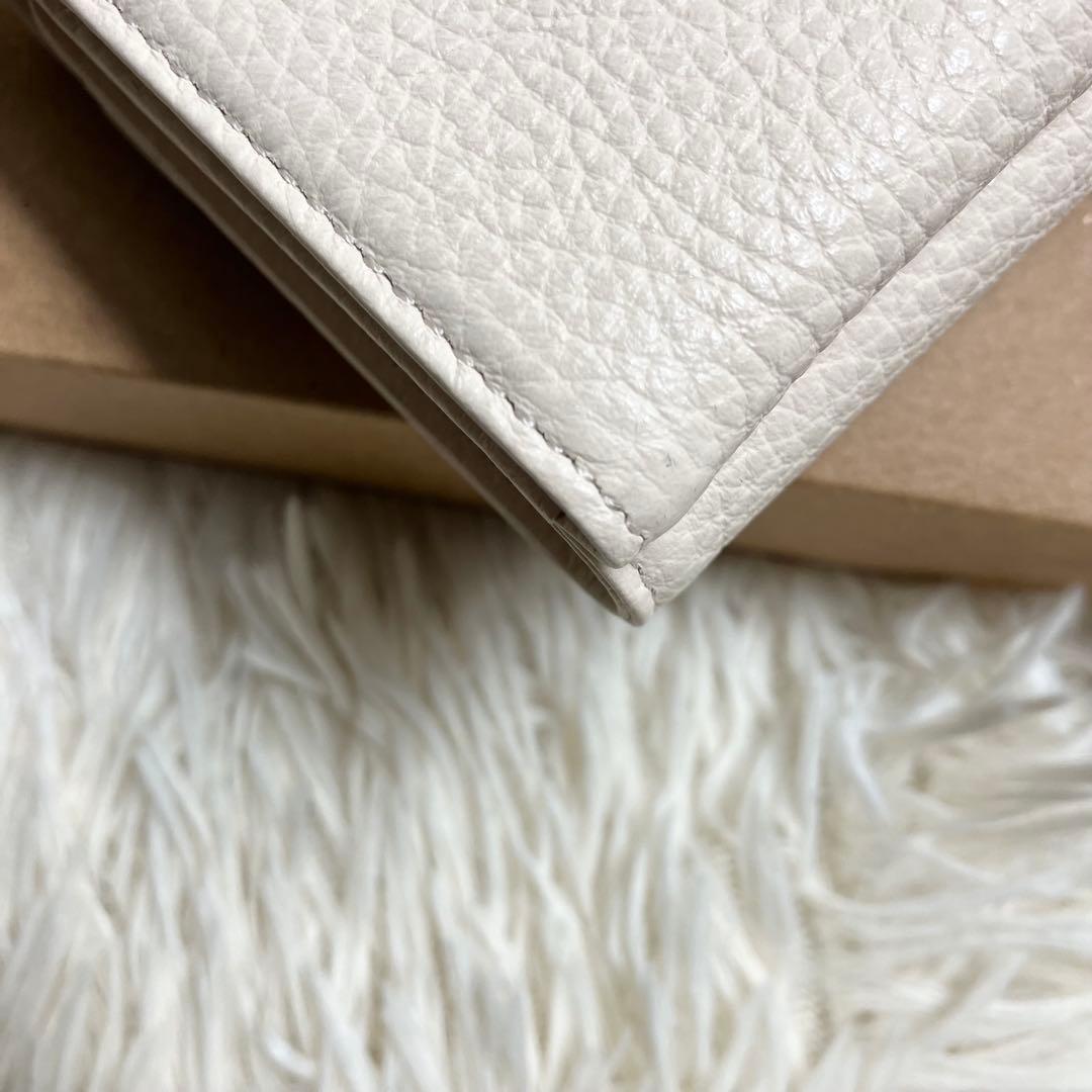 未使用✨ ジルスチュアート ルナティ がま口 トリフォールド