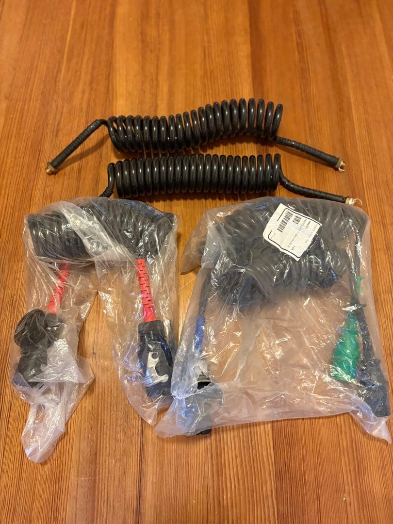 ボルボFH トレーラー スパイラルホース エアー ABS 純正新品未使用