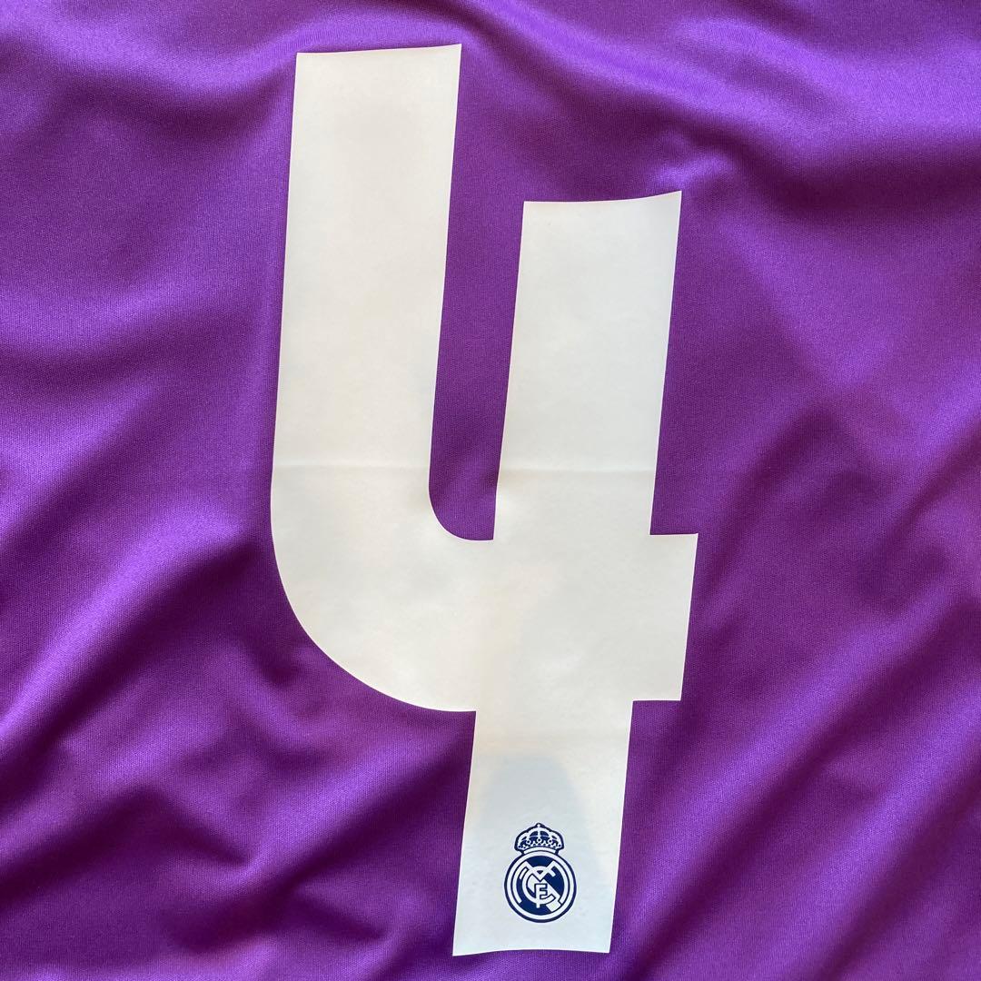 セルヒオラモスネーム入り　16/17 レアル・マドリードアウェイユニフォーム