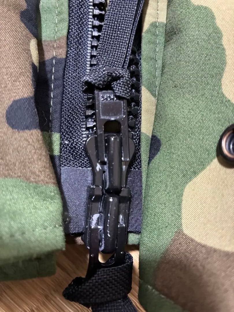 ECWCS GEN1 GORETEX 実物　パーカー large regular