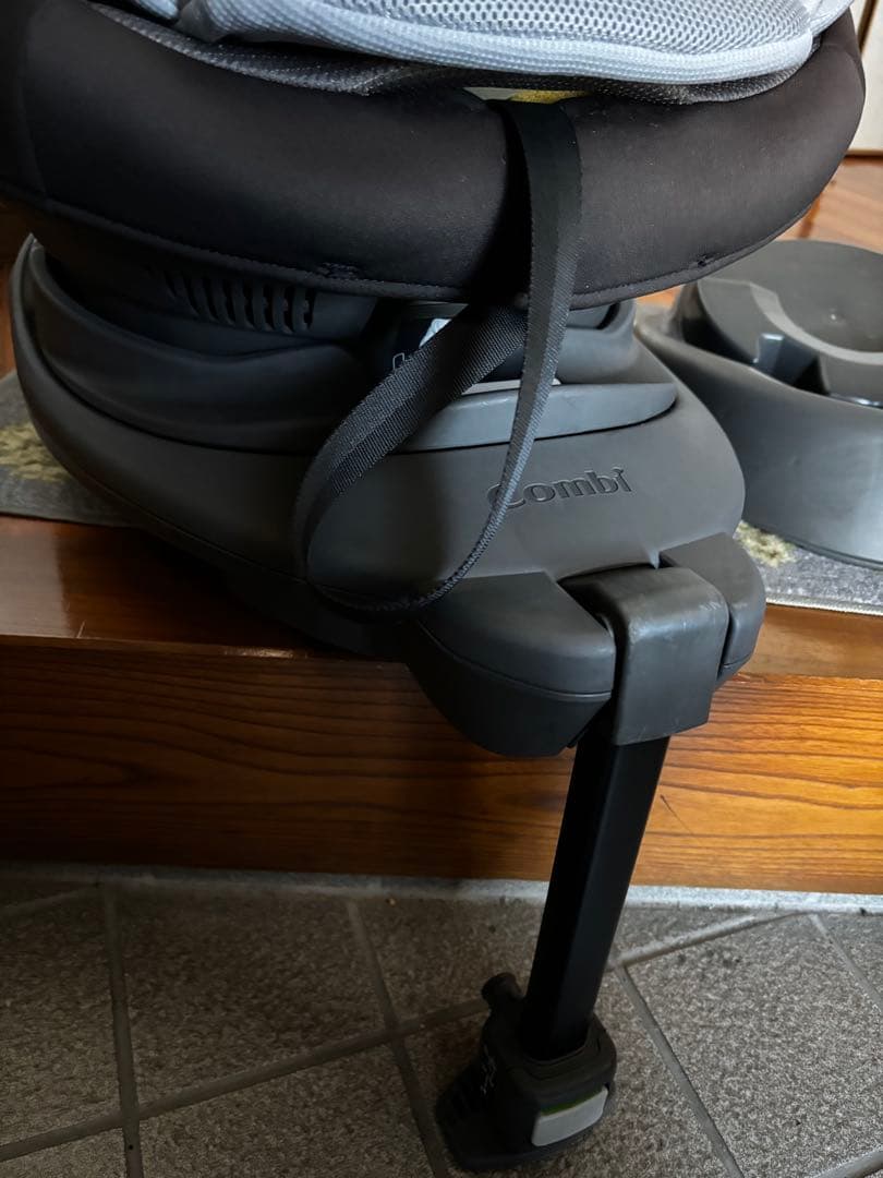 楓様専　コンビ ザエス Air ISOFIX 　ロッタ　ZD チャイルドシート