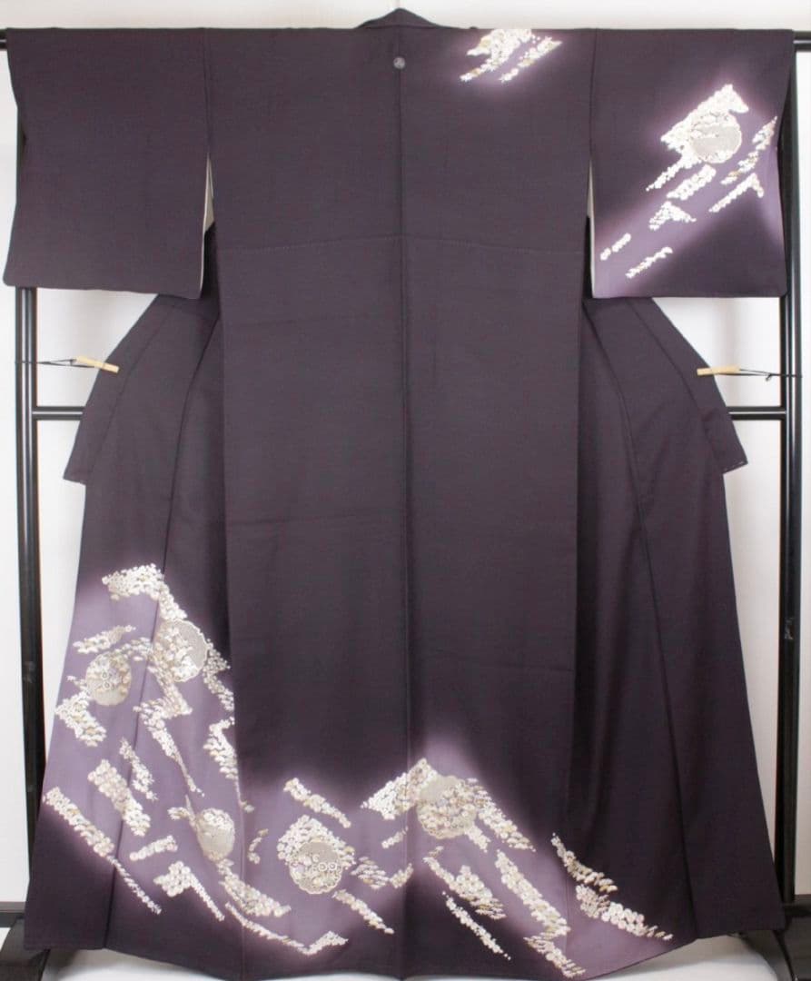 プロフ必読☆希少☆尾峨佐染繍☆一つ紋