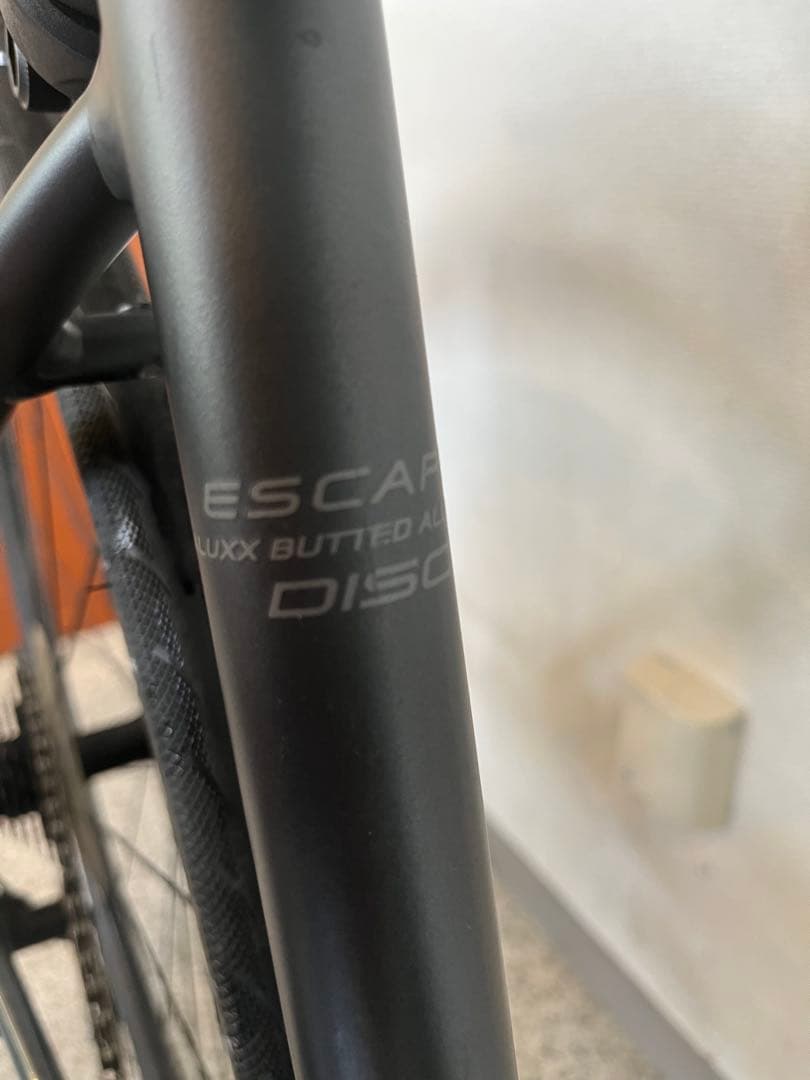 GIANT ESCAPE R DISC ALTUS 2021年モデル 油圧式