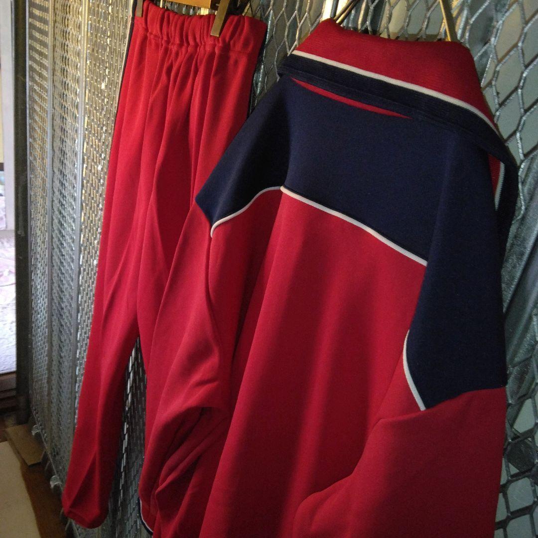 Ｏ・LL《大きなサイズ》【デサントアディダス・セットアップ】ロゴ刺繍・立体ライン