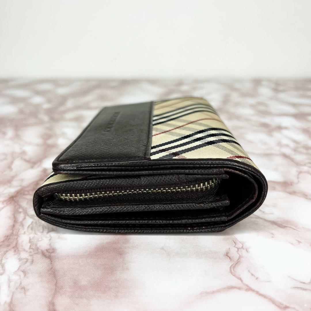 【極美品】BURBERRY チェック柄 二つ折り財布　折り財布60