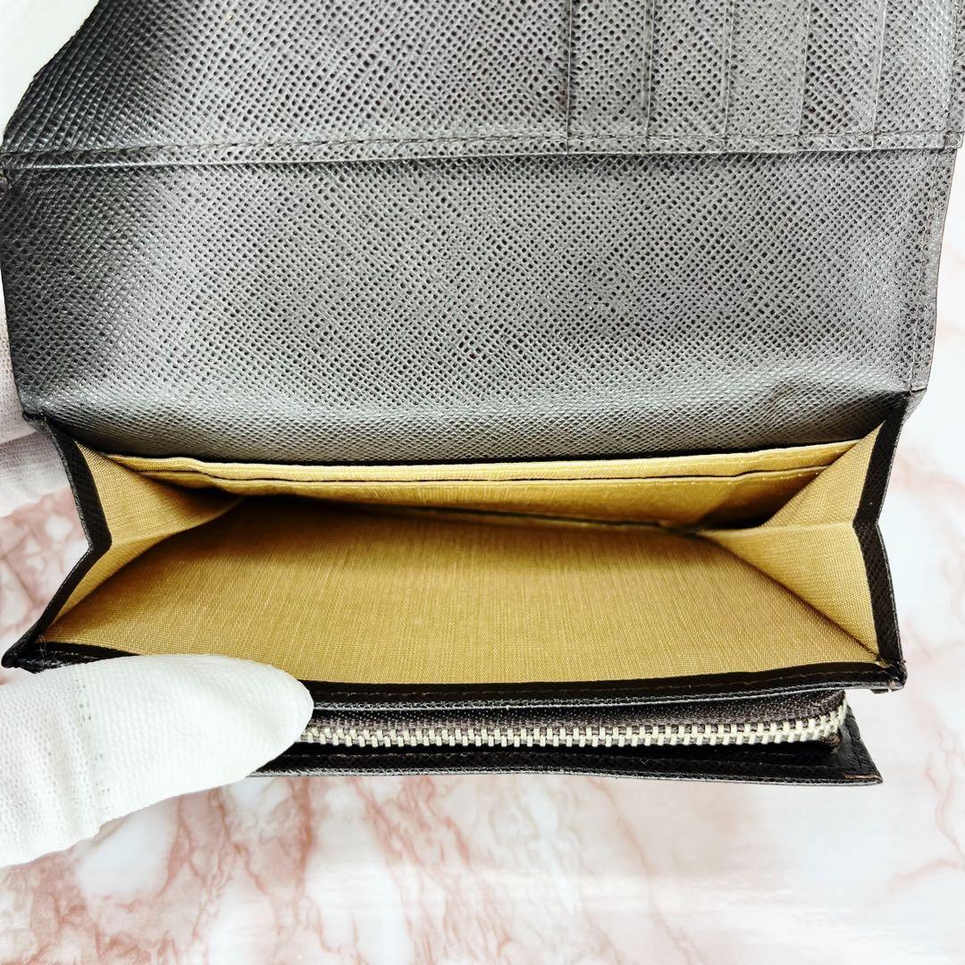 【極美品】BURBERRY チェック柄 二つ折り財布　折り財布60