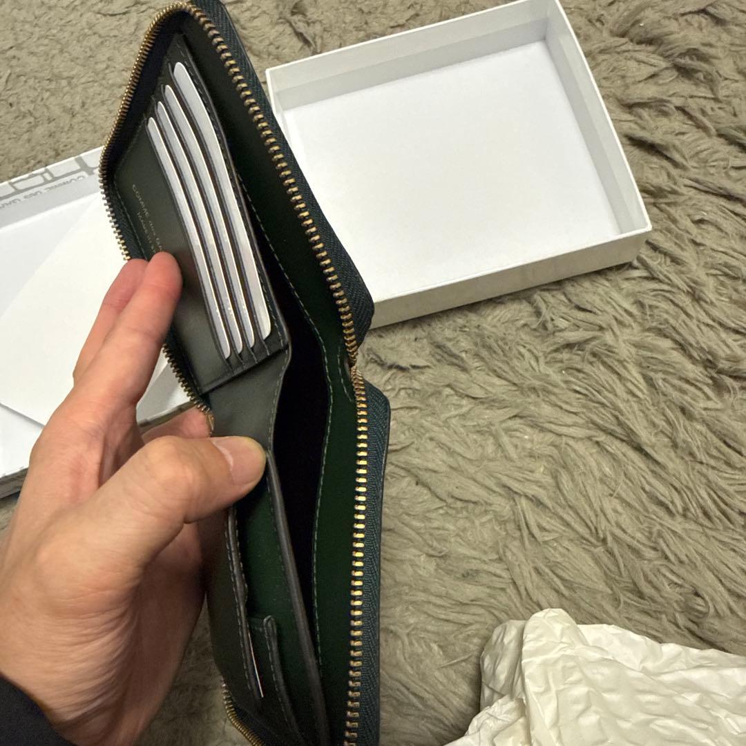 COMME des GARÇONS 二つ折り財布 新品未使用