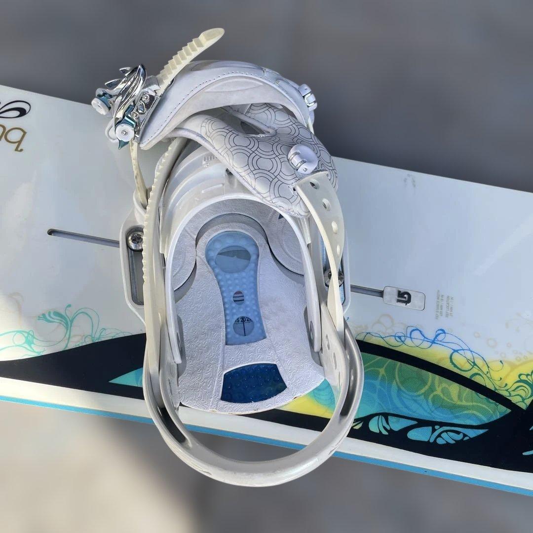 Burton Feelgood スノーボード　ビンディング・ケース付き