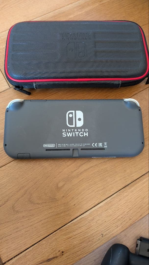 ニンテンドー スイッチ ライト グレー 任天堂 本体 カバー付