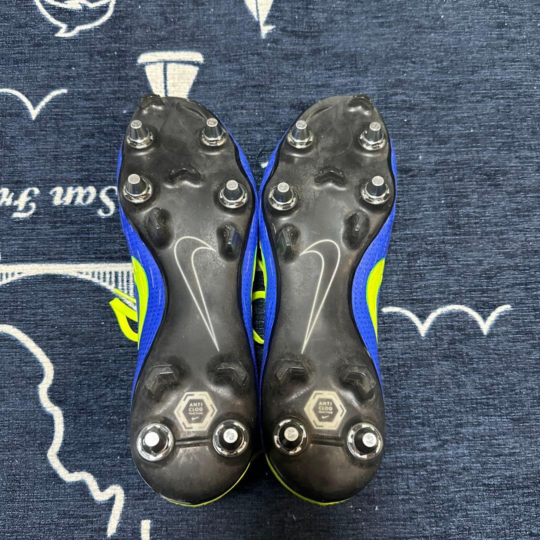 ナイキ　マーキュリアル　SG