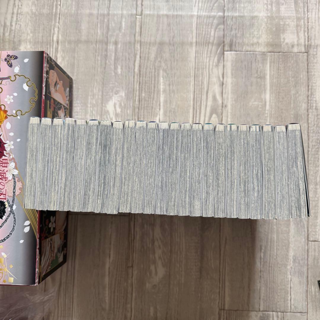 鬼滅の刃 全巻セット 全巻収納ボックス　特製しおり