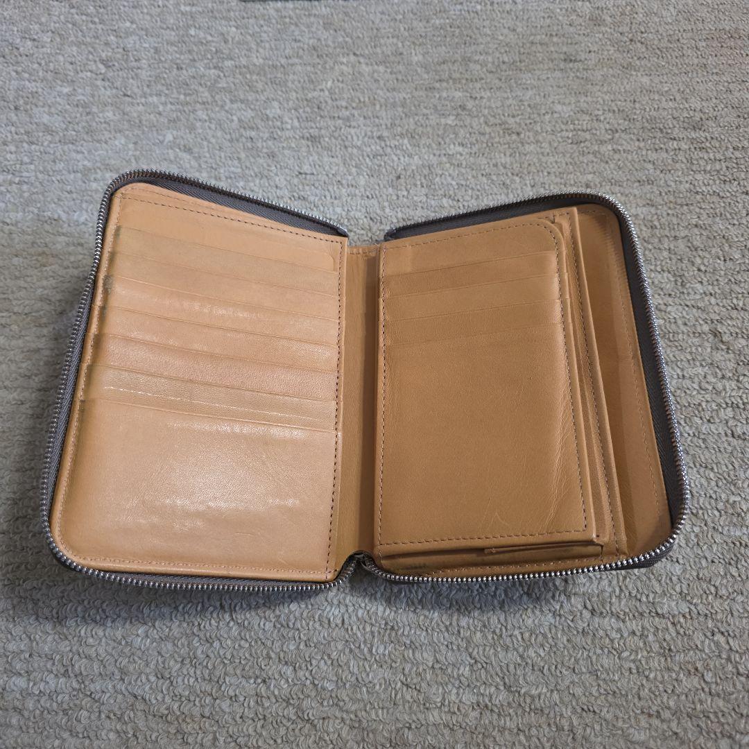 # ブラウンレザー ジッパー財布