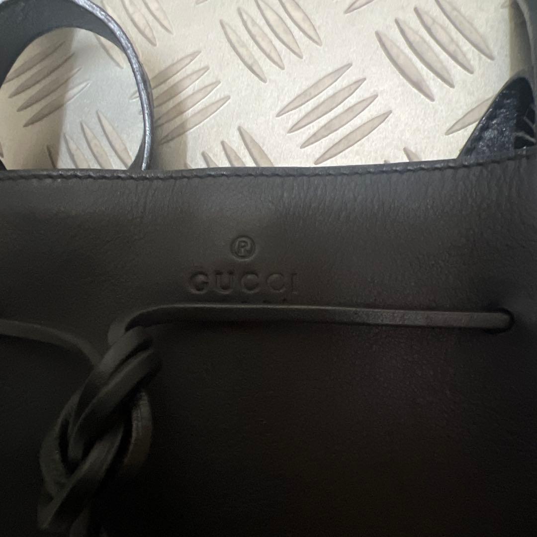 ア*ロ様 GUCCI トートバッグ