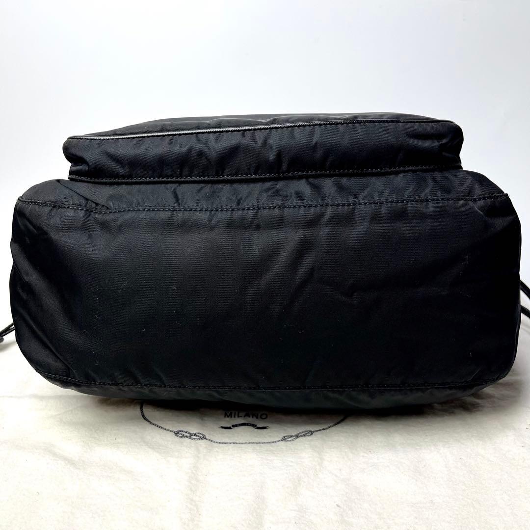 入手困難/極美品✨プラダ ショルダーバッグ ゴールドロゴ ナイロン サフィアーノ