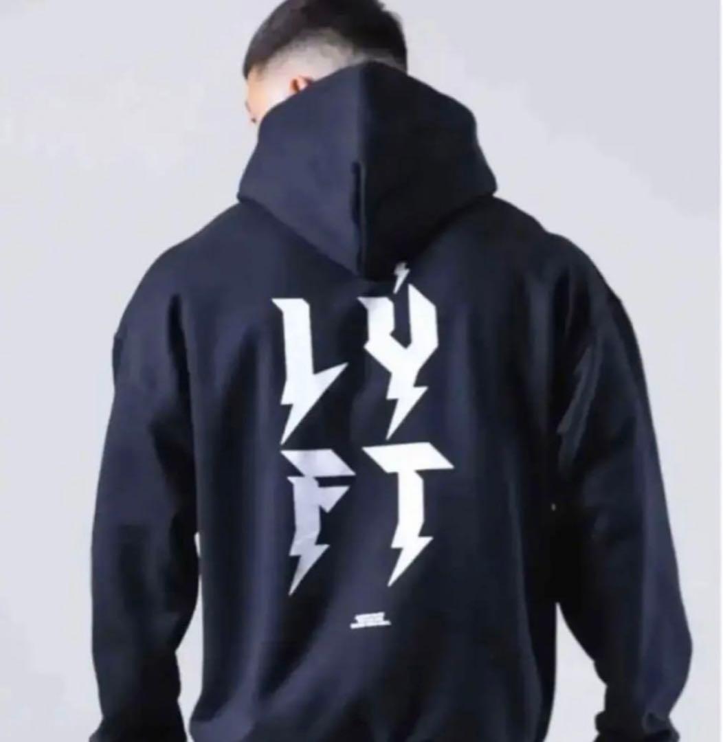 完売品　LYFT リフト　PULLOVER