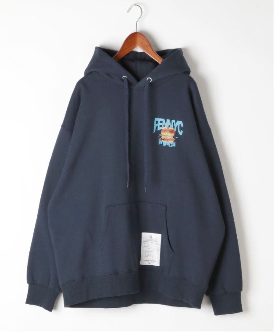 【NEW NEW YORK XMAS】コラボフーディ