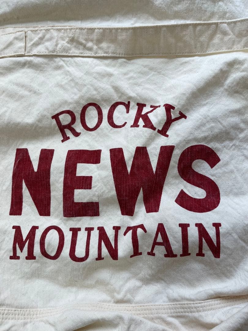 ダブルワークス　ウエアハウス ニュースペーパーバック　ショルダーバッグ