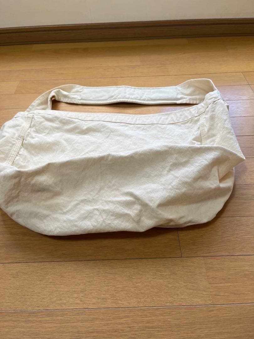 ダブルワークス　ウエアハウス ニュースペーパーバック　ショルダーバッグ