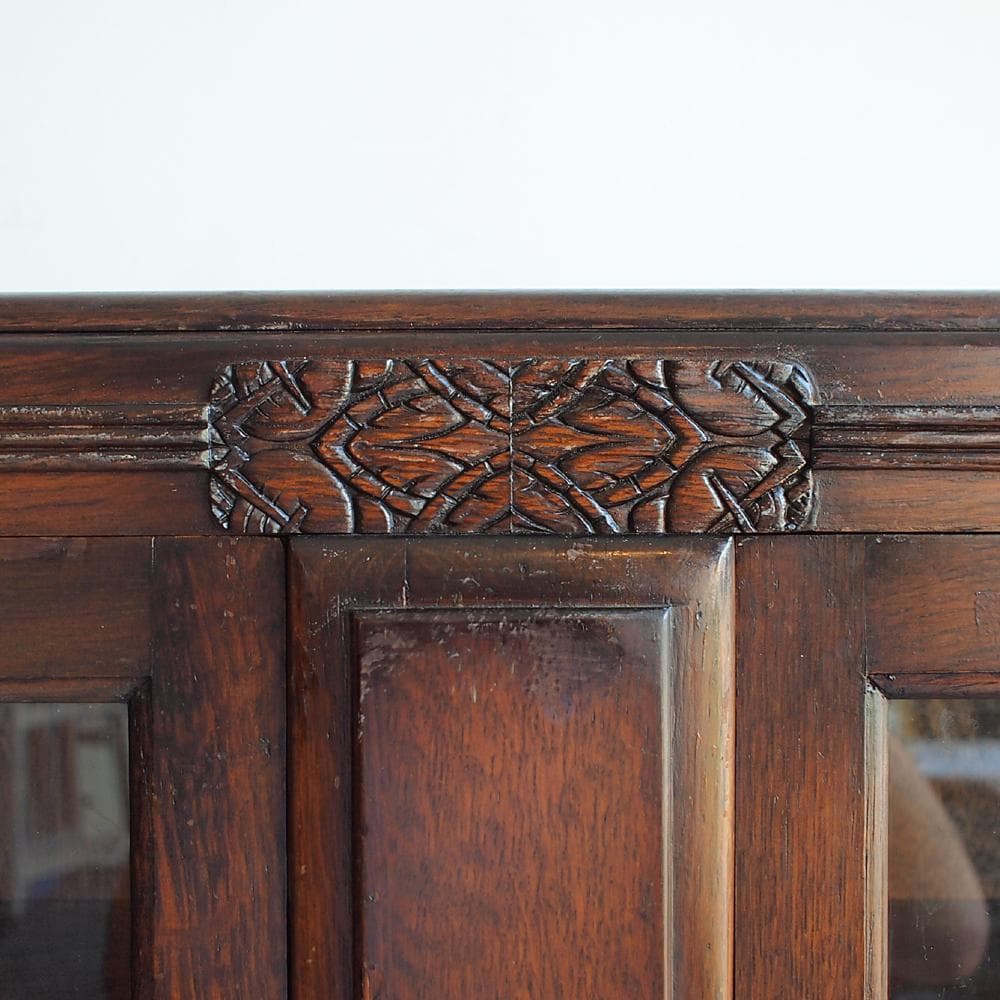 英国アンティーク ガラス扉のキャビネット オーク材 収納 本棚 飾り棚