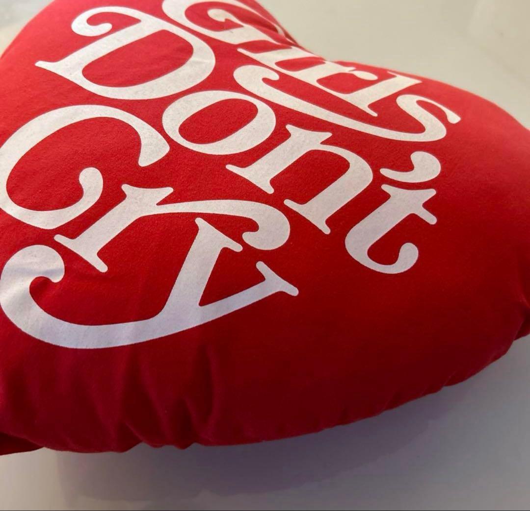 girls dont cry 正規品　ハートクッション