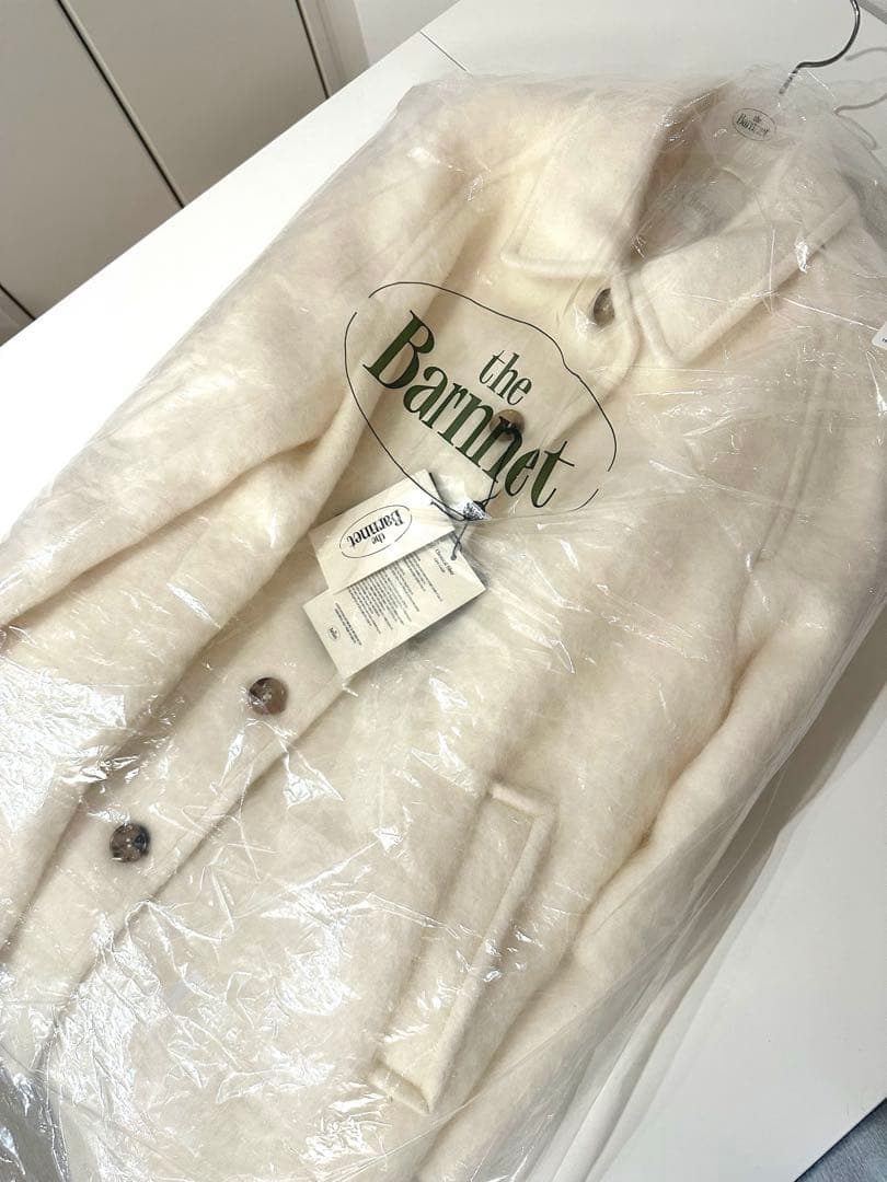【新品】The Barnnet シャギーコート　ブランドロゴ入りハンガー付き