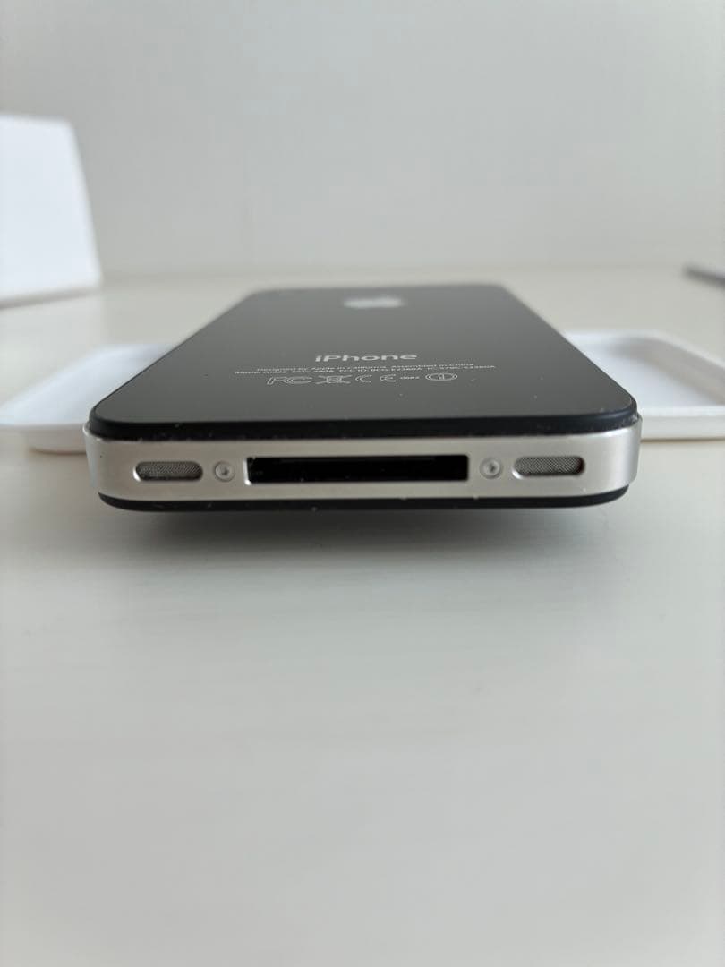 Apple iPhone4 ブラック 本体