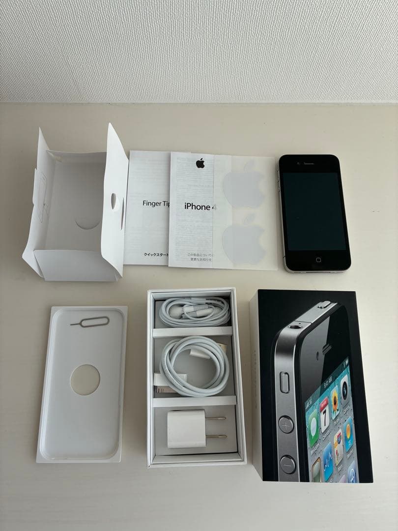 Apple iPhone4 ブラック 本体