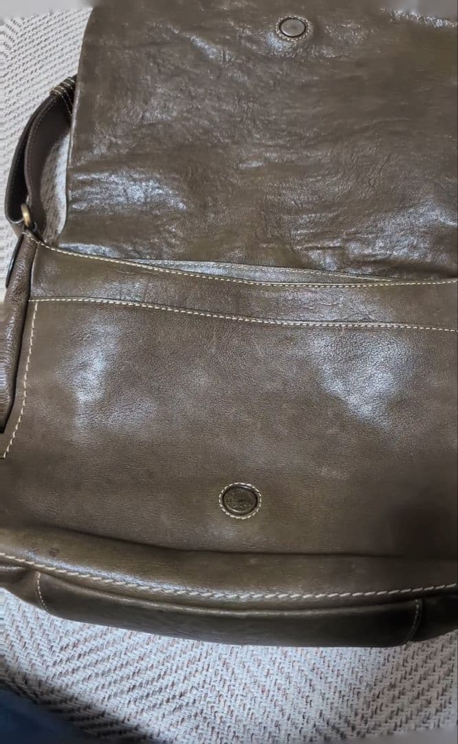 土屋鞄 限定色 トーンオイルヌメ ダークグリーン