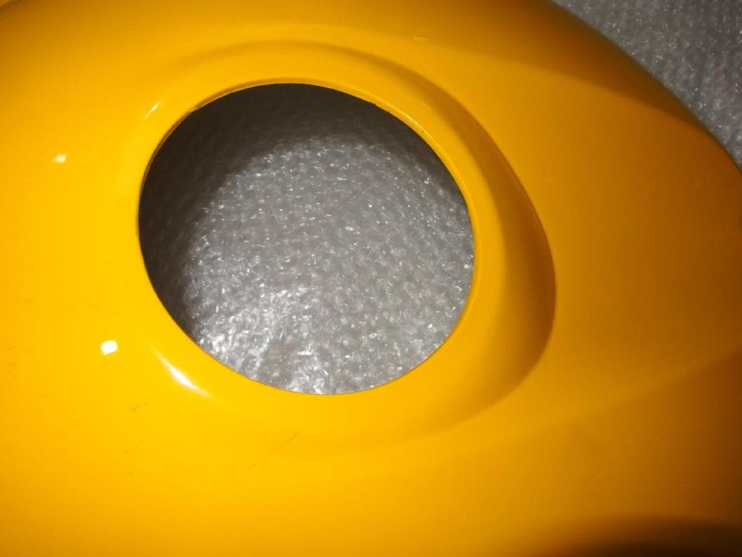 YAMAHAヤマハYZF-R6(2017年)？ ZXMT製タンクカバー イエロー