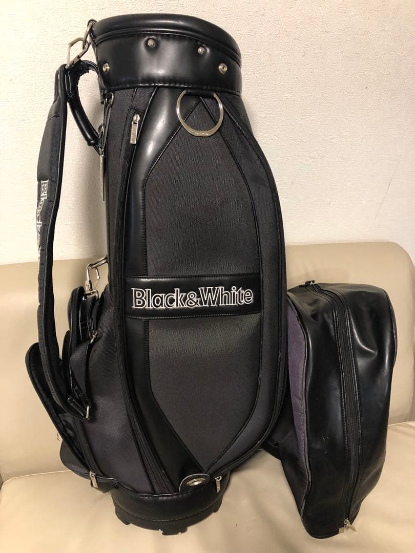 【送料込み】大人気　BLACK &WHITE ゴルフバッグ　黒