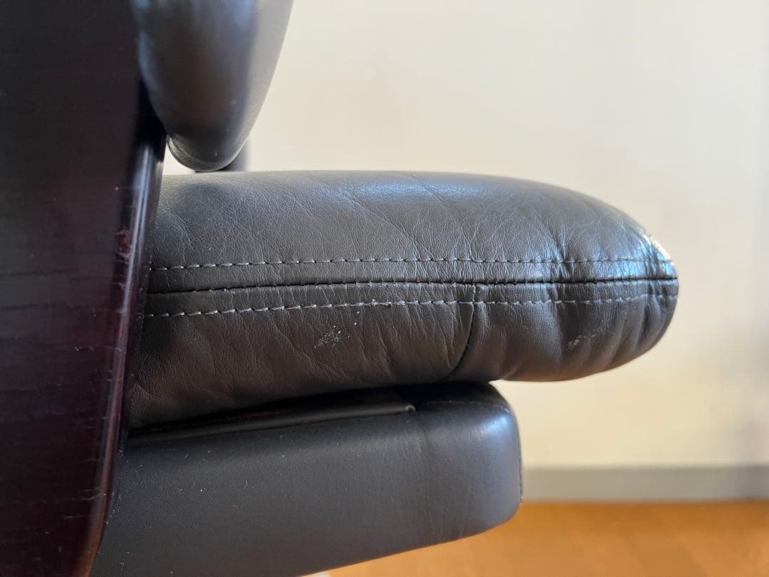 Mobilia モビリア 本革張り ヴィンテージ エグゼクティブチェア　希少