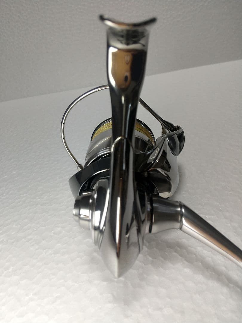 完品！未登録！ハンドル未使用！ ダイワ 23イグジスト SF 2500 SS