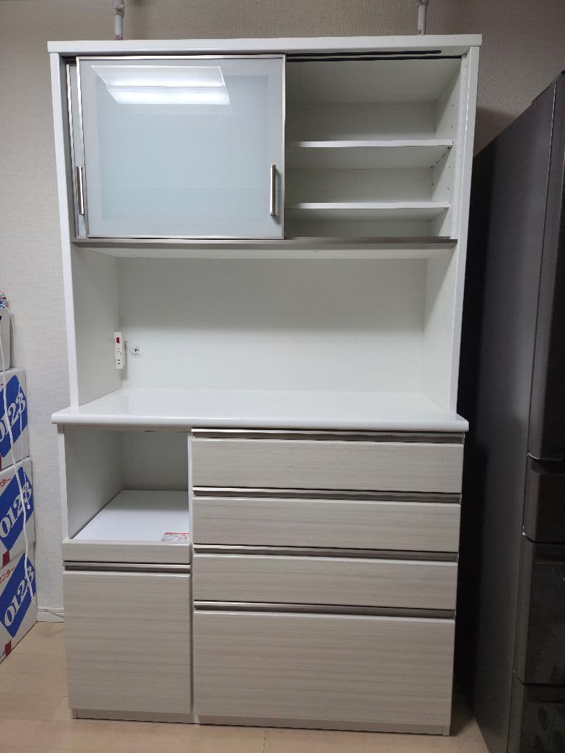 【値下げしました】ニトリ　カップボード