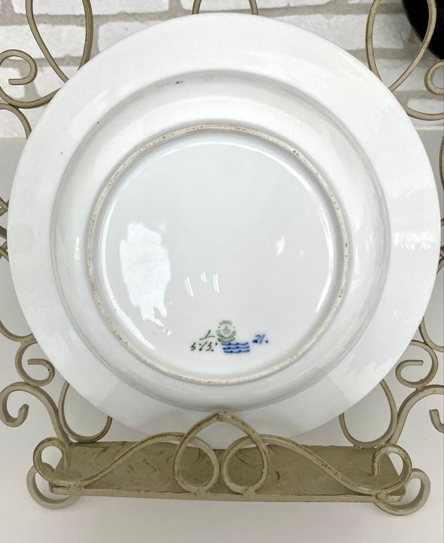 ロイヤルコペンハーゲンブルーフルテッドハーフレース25cm深皿