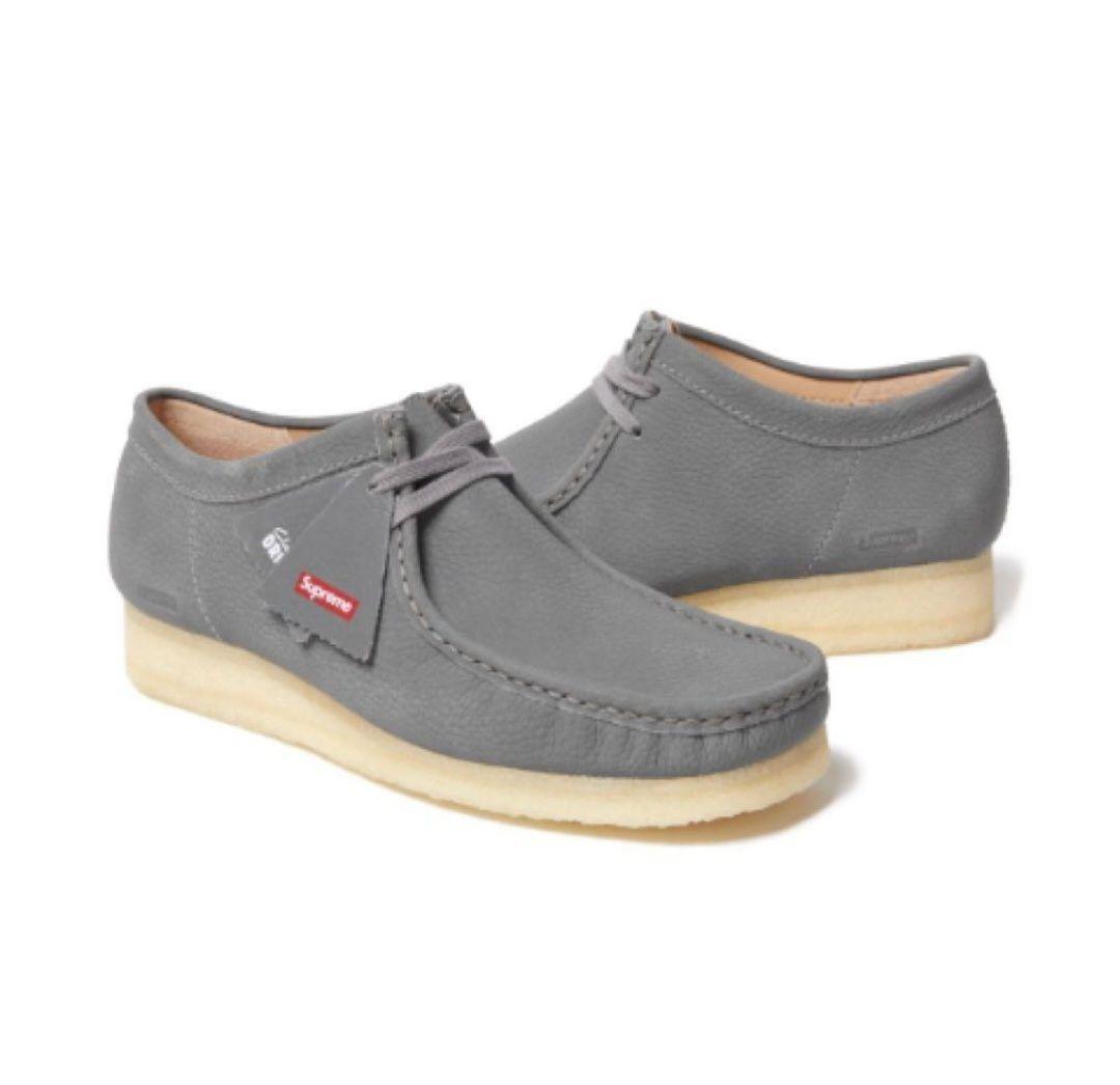 Supreme × Clarks / Reflective Wallabee