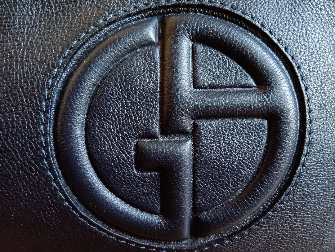 う*♪様 ジョルジオアルマーニ GAエンボスロゴ レザーポーチ セカンドバッグ