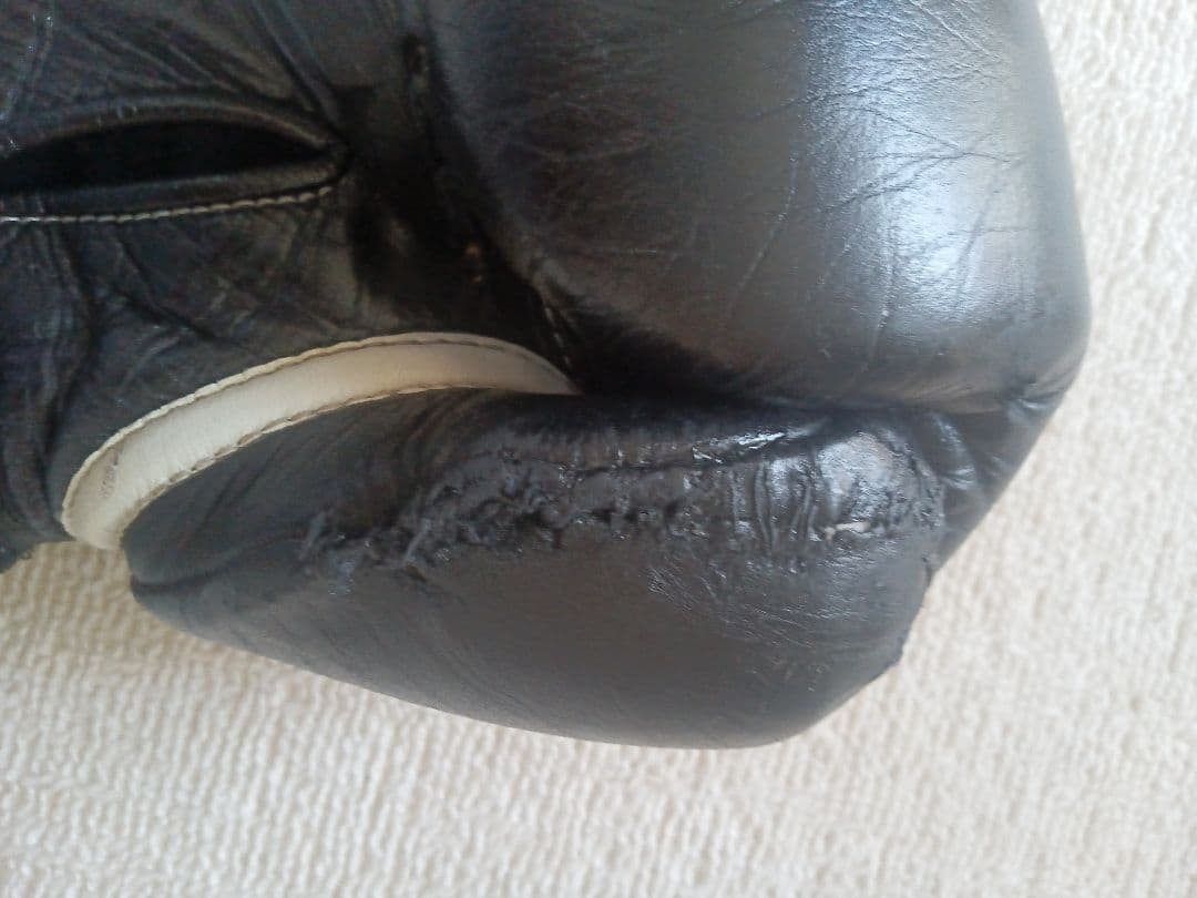 Winning ボクシンググローブ ブラック　8oz