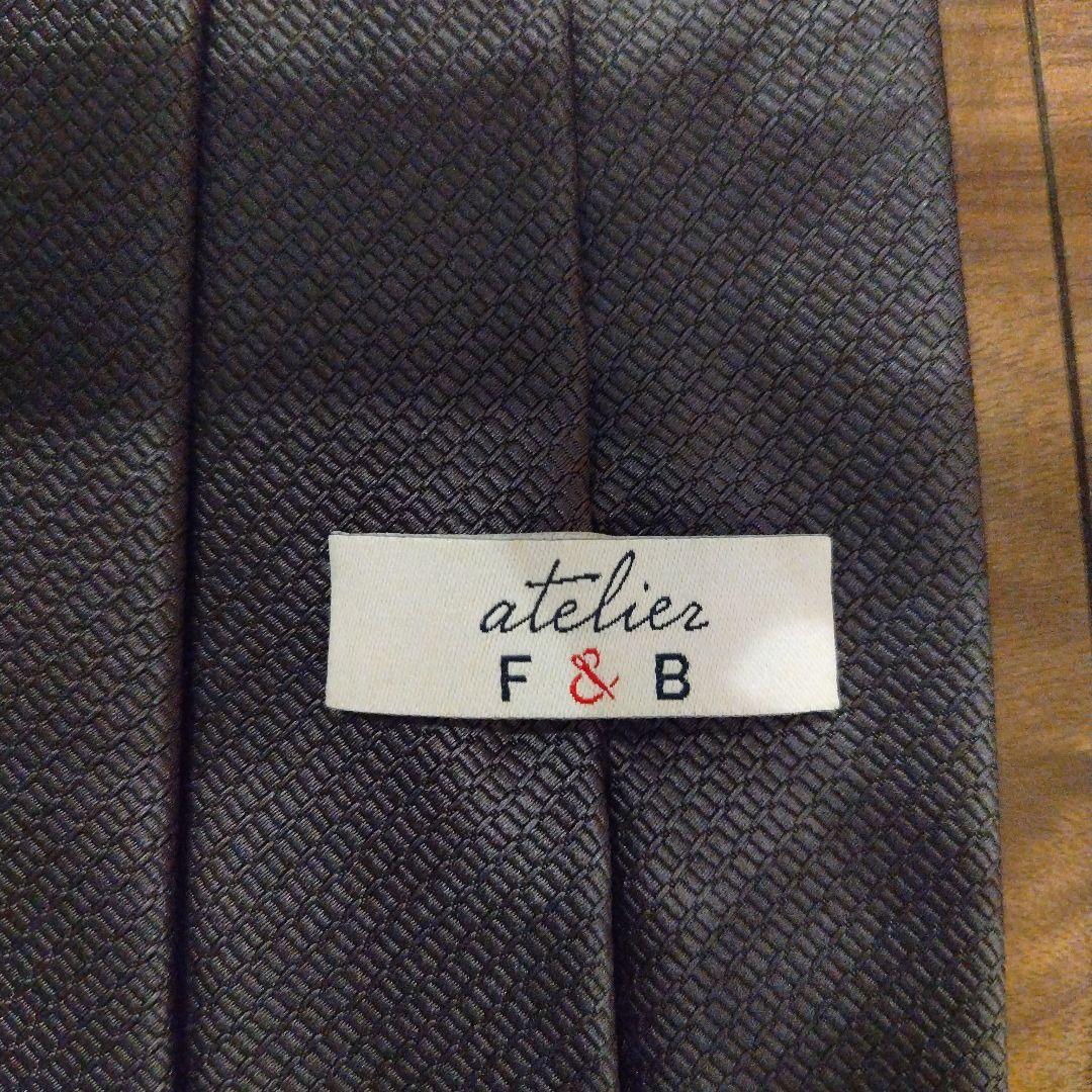 Holliday ＆ Brown など、ネクタイ 3本セット