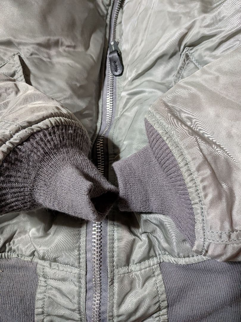 ALPHAアルファ　Industries MA-1 フライトジャケットＳ